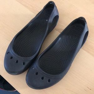 Black Croc Flats
